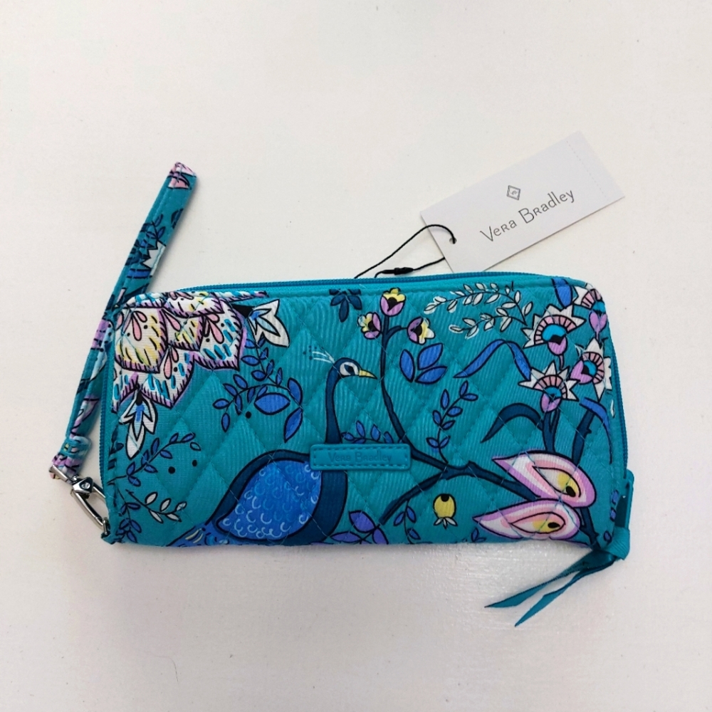 Vera Bradley Accordian Wristlet Wallet Peacock Garden NWT